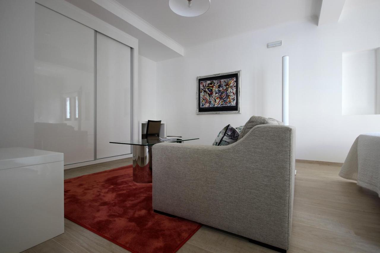 L&F House Bed & Breakfast Алгос Екстериор снимка