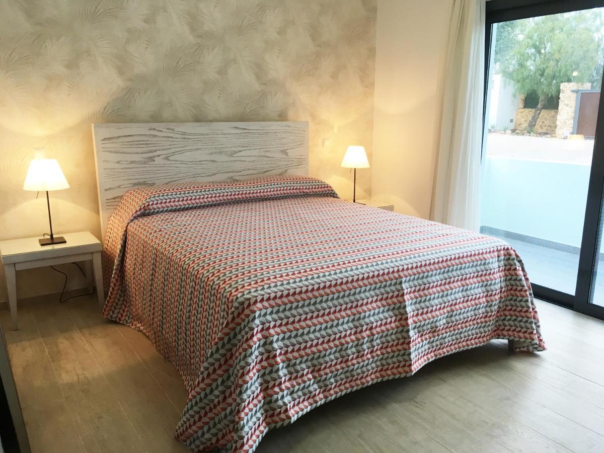 L&F House Bed & Breakfast Алгос Екстериор снимка